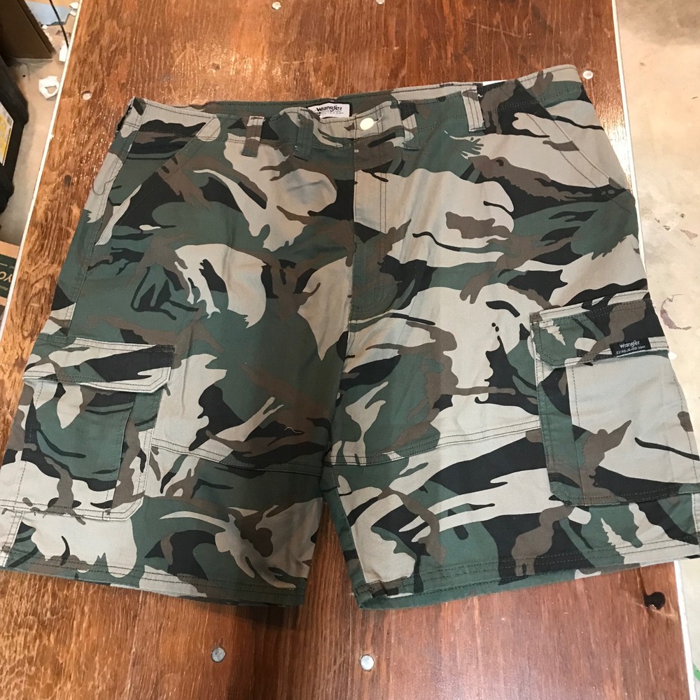 Wrangler Outdoor Mens Camo Cargo Shorts Green Brown Size 46 60ACW4M Stretch - Picture 11 of 12